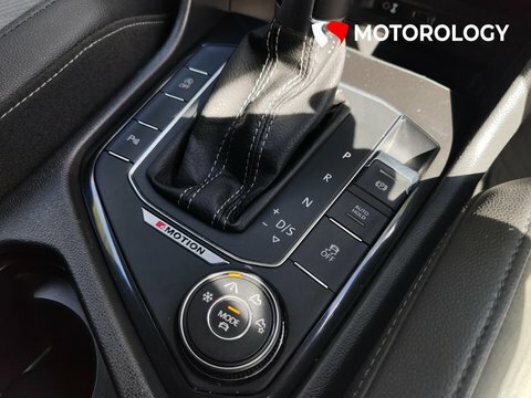 Volkswagen Tiguan 2.0 Tdi 190 4Motion White #25