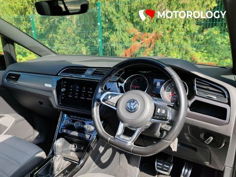 Volkswagen Touran 2.0 Tdi R-line HF67ZPH Black #3