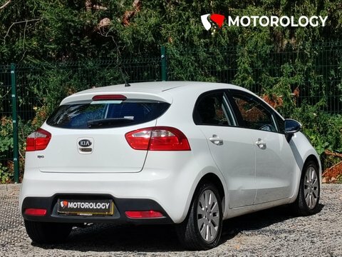 Kia RIO 1.25 2 Hatchback MA13BPX White #4