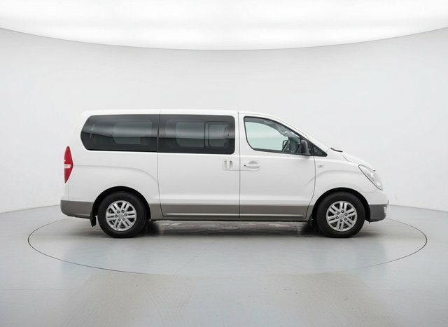 Hyundai I800 Crdi Se Mpv White #3