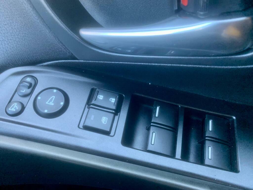 Honda Civic 1.8 I-vtec Se Plus Navi 5-Door Blue #23