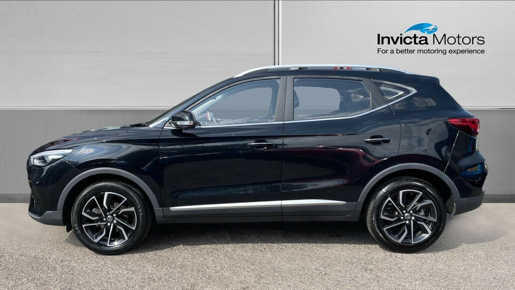 MG ZS Exclusive Black #6