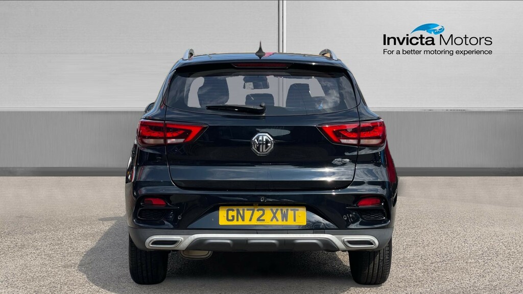 MG ZS Exclusive Black #4