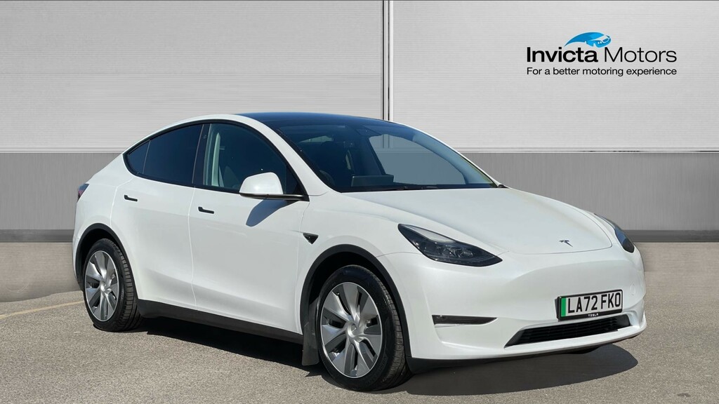 Tesla Model Y Long Range Awd White