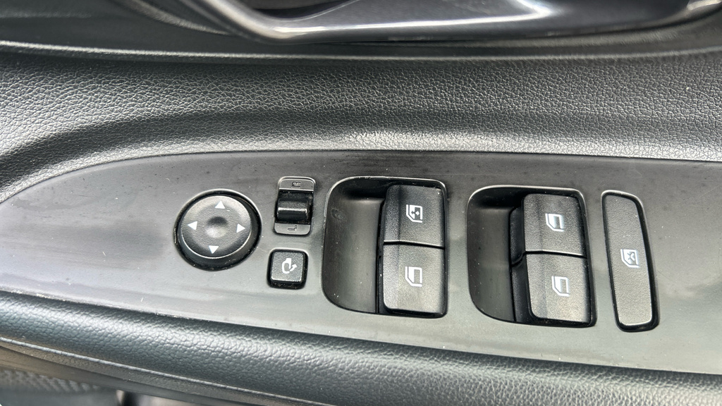 Hyundai Bayon 1L Se Connect Grey #22