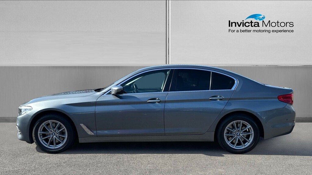 BMW 5 Series Se Blue #6