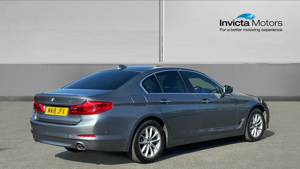 BMW 5 Series Se Blue #3