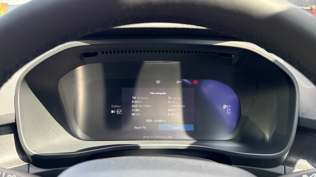 Volvo C40 P8 Recharge Ultimate, Twin Motor, Retractable Tow White #13