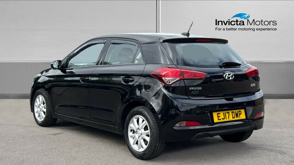 Hyundai I20 Se Black #5