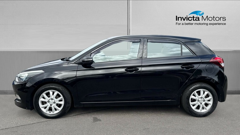 Hyundai I20 Se Black #6