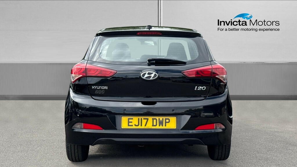 Hyundai I20 Se Black #4