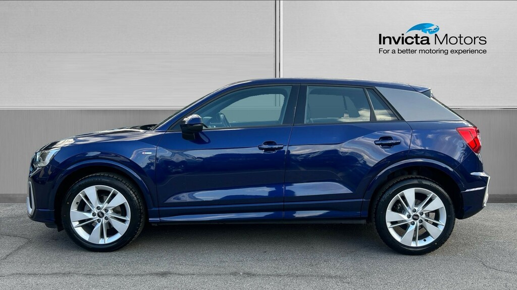 Audi Q2 S Line Blue #6