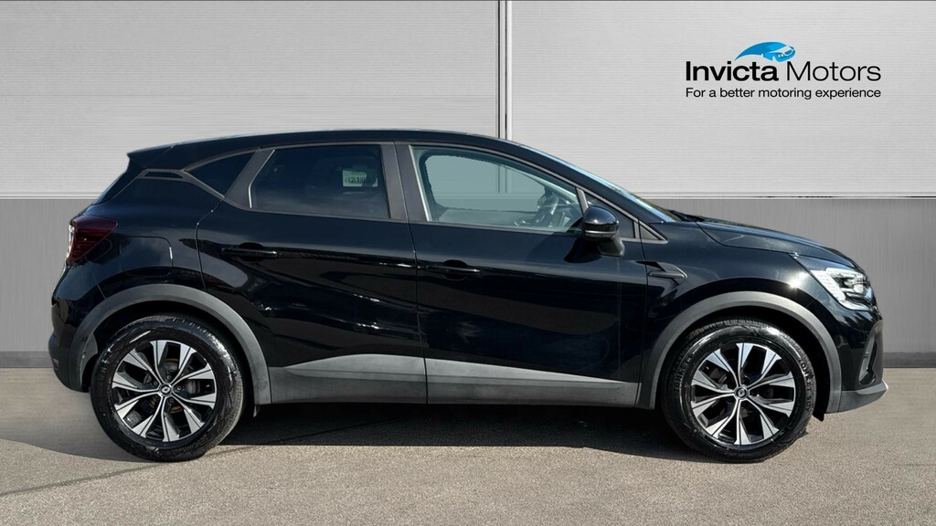 Renault Captur Evolution Black #2