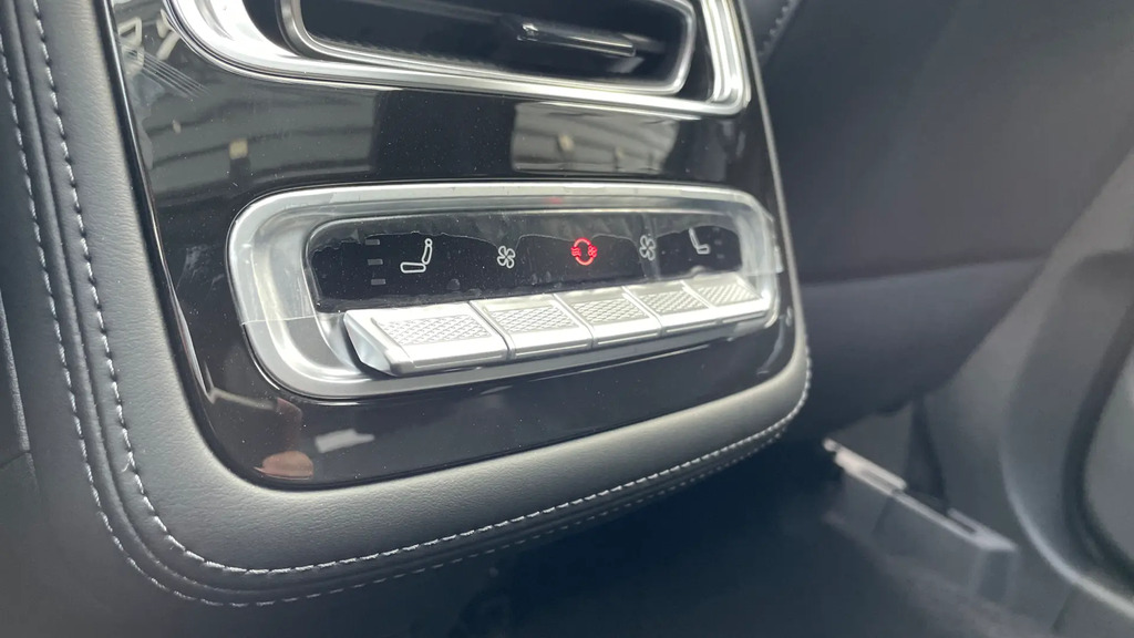 Omoda 9 1.5T Shs 34.46Kwh Noble Suv Plug In Hyb Black #22