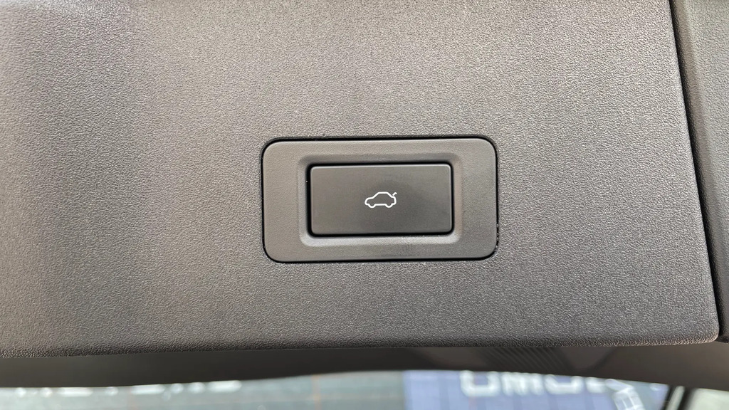 Omoda 9 1.5T Shs 34.46Kwh Noble Suv Plug In Hyb Black #15