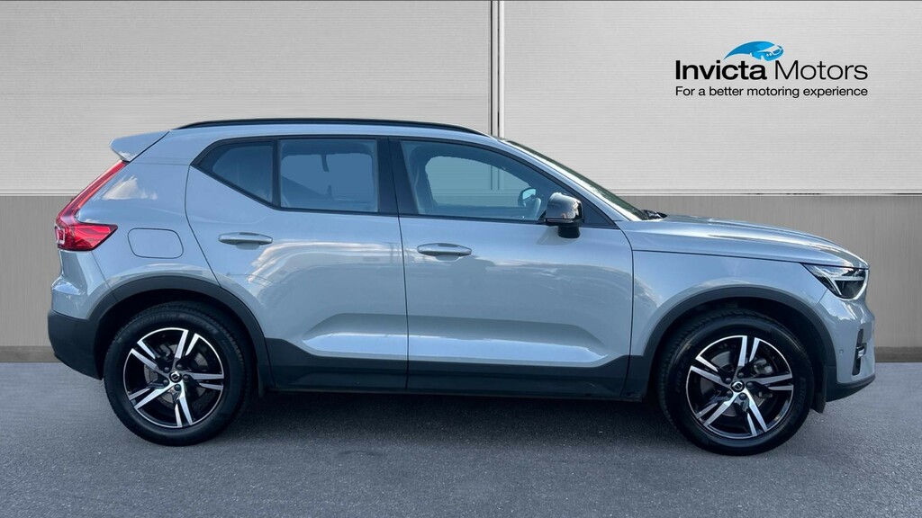 Volvo XC40 B4p Plus Dark Grey #2