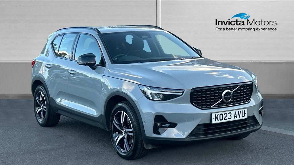 Volvo XC40 B4p Plus Dark Grey