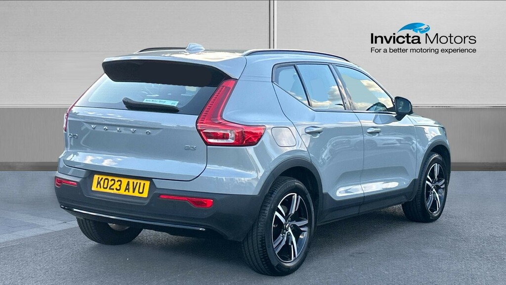 Volvo XC40 B4p Plus Dark Grey #3