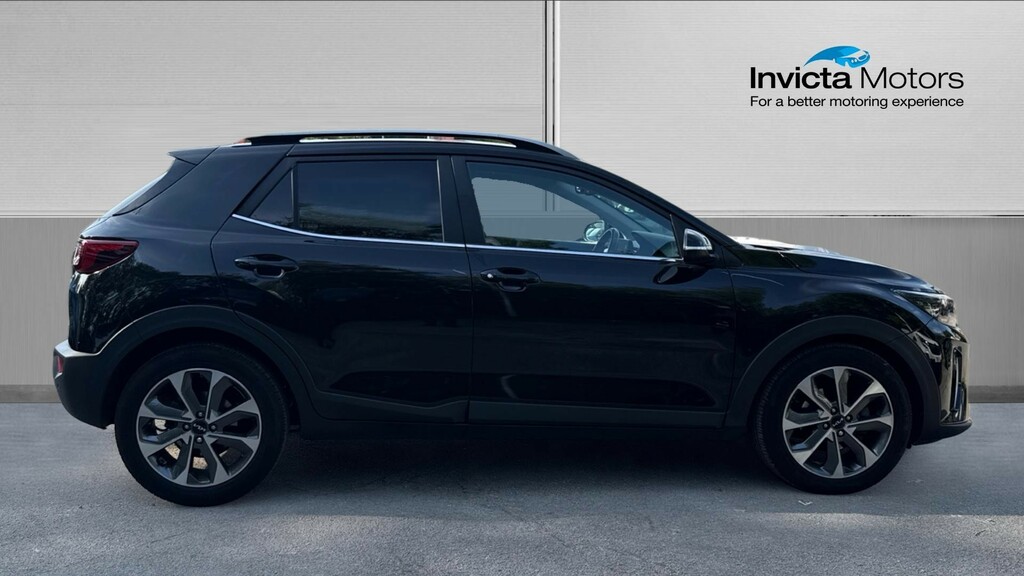 Kia Stonic 3 Black #2