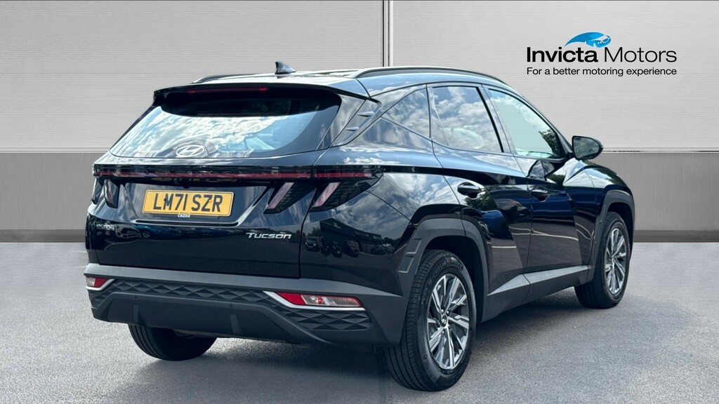 Hyundai Tucson Se Connect Black #3