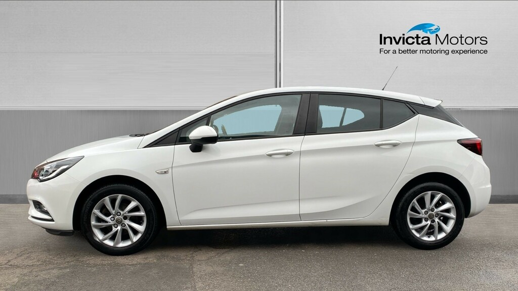 Vauxhall Astra Design White #6