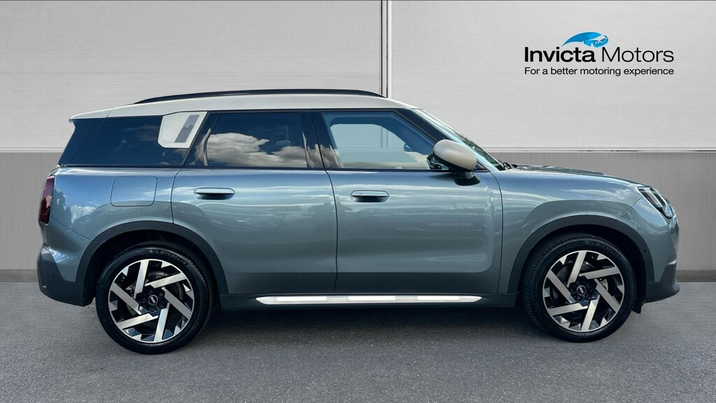 Mini Countryman Hatchback YG73ESJ Green #2