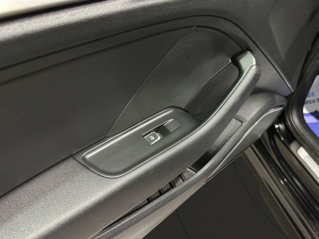 Audi S3 2.0 Tfsi Black Edition Sportback S Tron Black #37