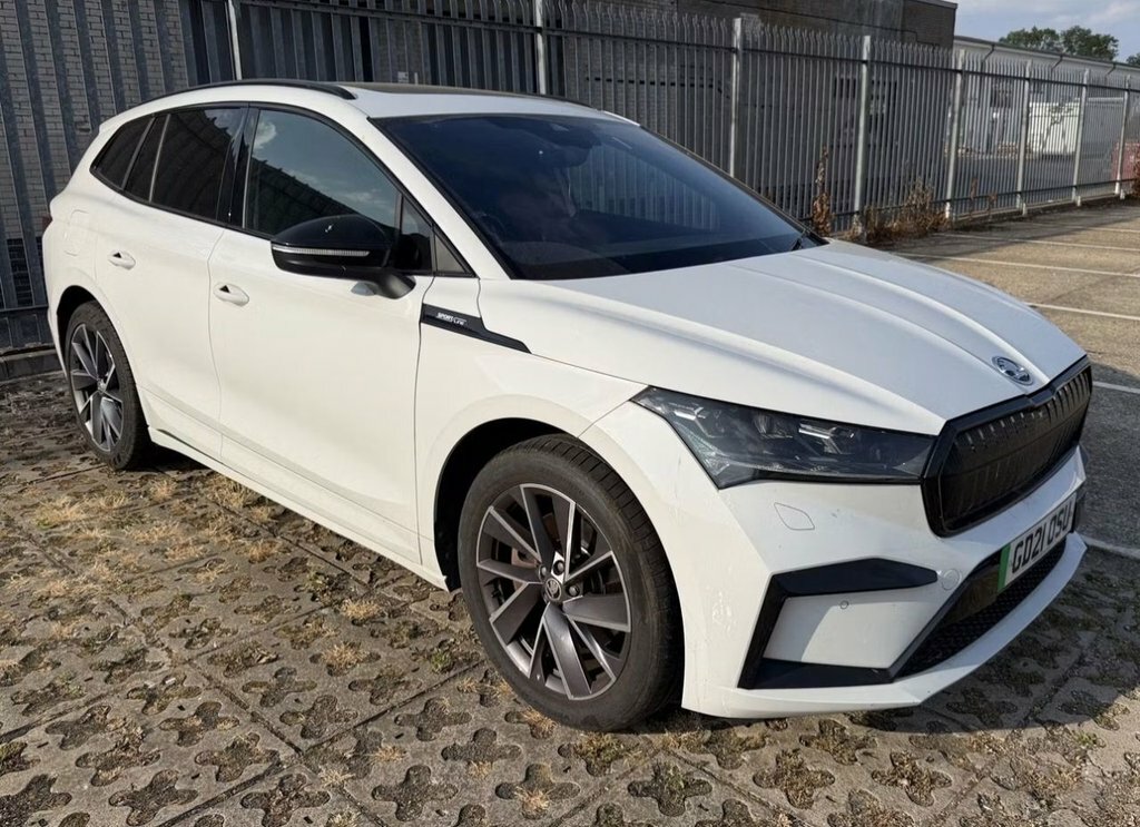 Skoda ENYAQ 80 Sportline White