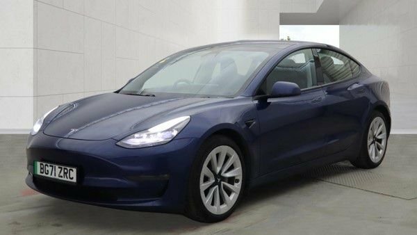 Tesla Model 3 Saloon Blue #3