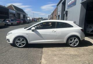 Seat Ibiza 1.4 Se Hatchback Euro 5 85 Ps Red #7
