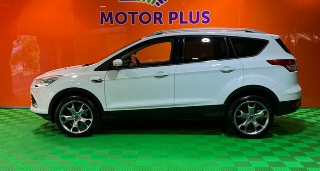 Ford Kuga 2.0 Tdci Titanium X Suv Powershift Awd White #2