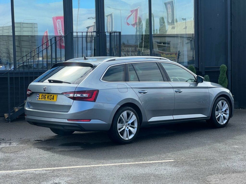Skoda Superb 2L Se L Executive Grey #4