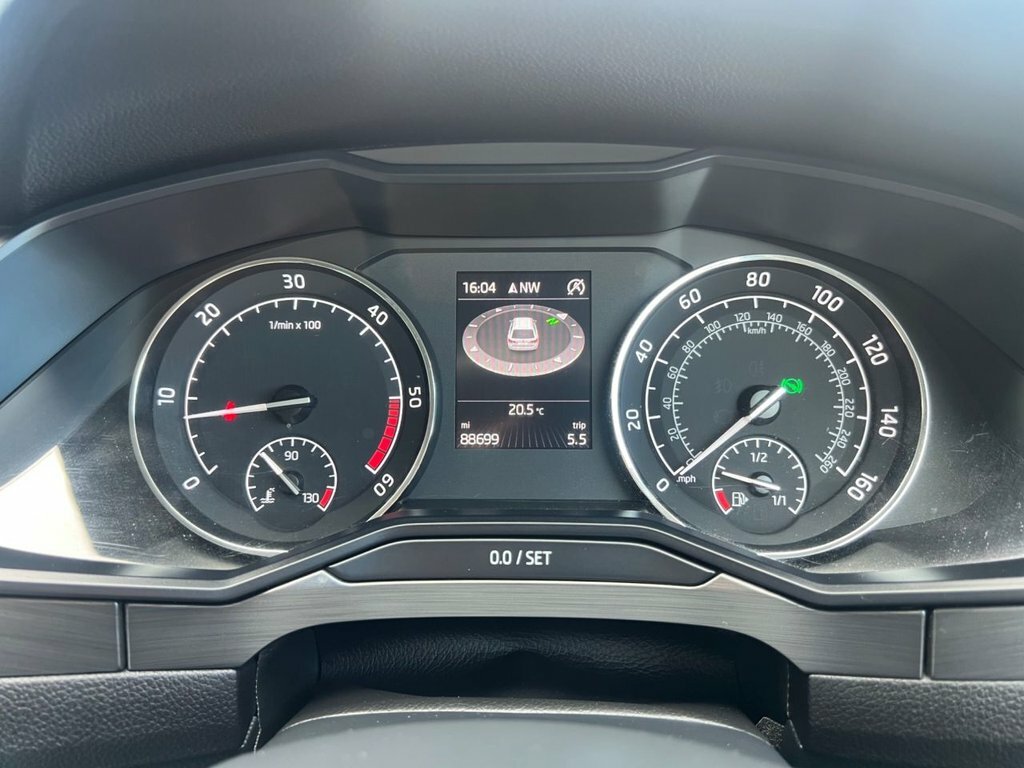 Skoda Superb 2.0 Tdi Cr 190 Laurin Klement Dsg Green #20