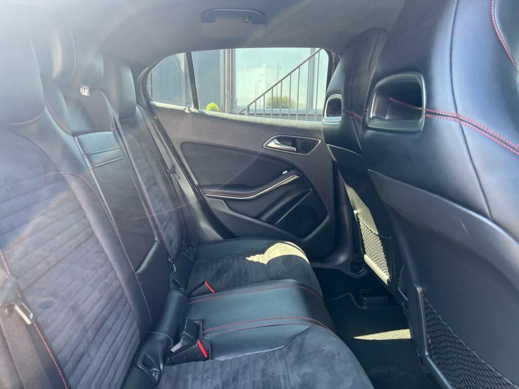 Mercedes-Benz GLA Class Mercedes-benz Gla 250 4Matic Sport Premi Silver #10
