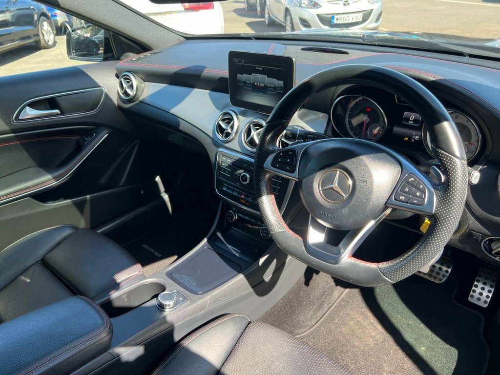 Mercedes-Benz GLA Class 1.6L Amg Line DP66XRF Black #4