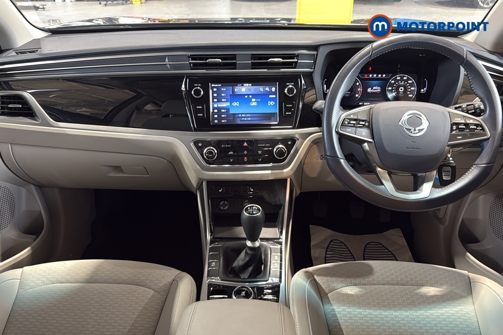 SsangYong Korando 1.5 Ventura Black #6