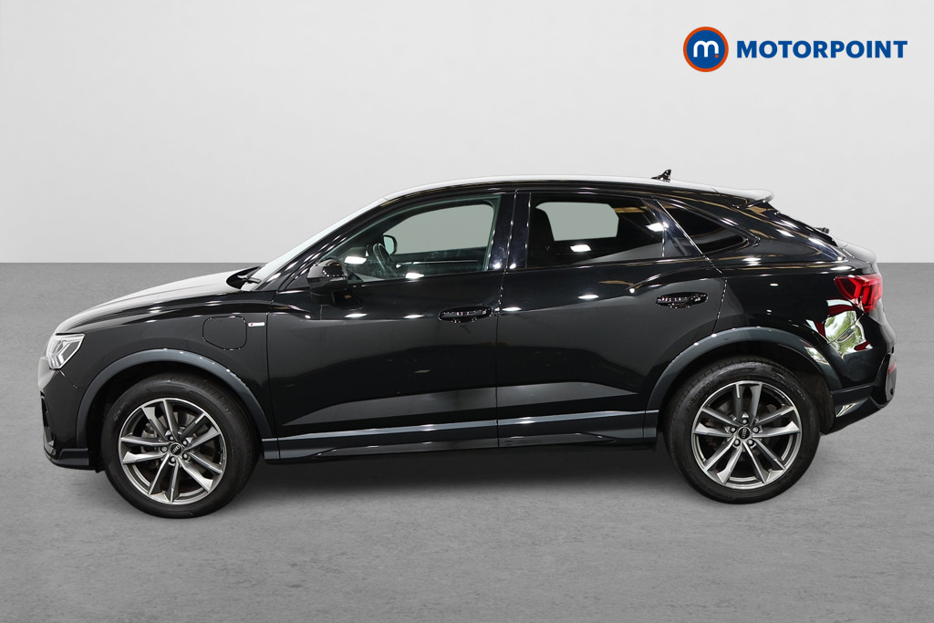 Audi Q3 45 Tfsi E Black Edition S Tronic YJ23PGM Black #4