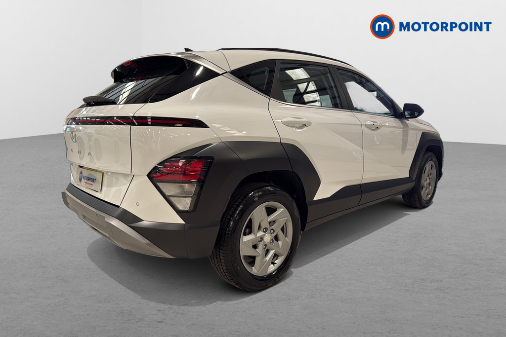 Hyundai Kona 1.0T Advance Dct White #4