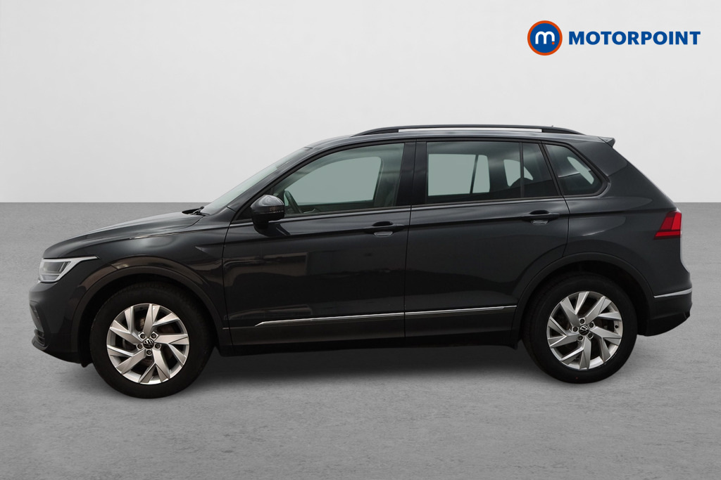 Volkswagen Tiguan 1.5 Tsi 150 Life BF22HWG Grey #4