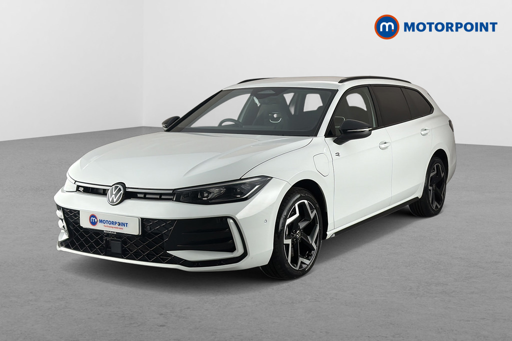 Volkswagen Passat 1.5 Tsi Ehybrid 272 R-line Dsg RV25ZZS White #3