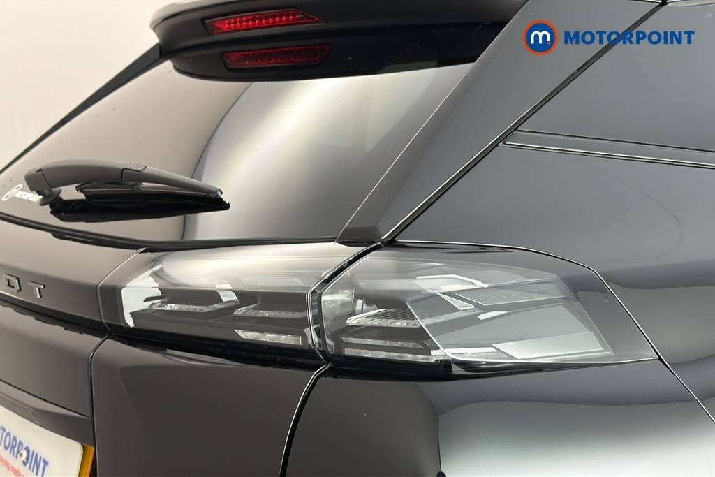 Peugeot e-2008 100Kw Gt 50Kwh Black #26