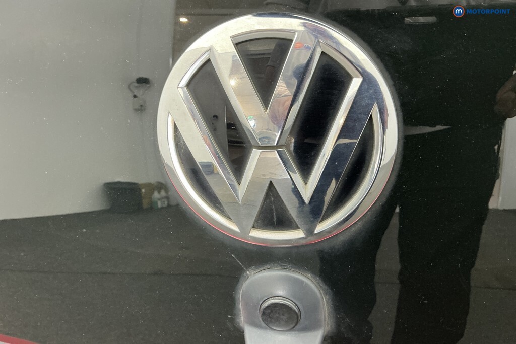 Volkswagen Up Move Up Euro 6 Red #31