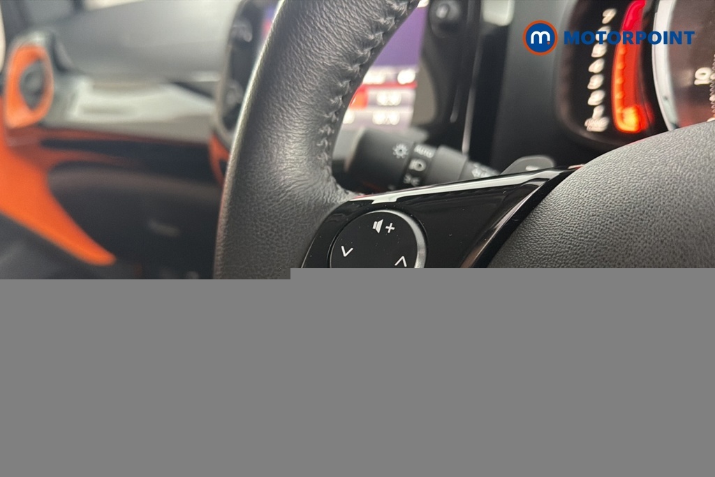Toyota Aygo White #12