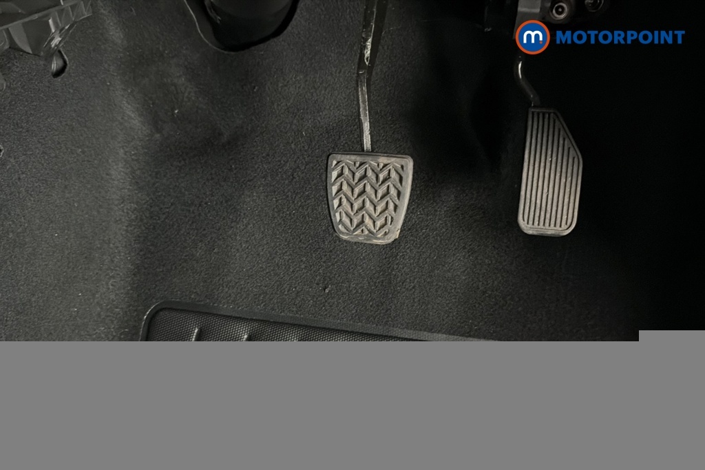 Toyota Aygo White #23