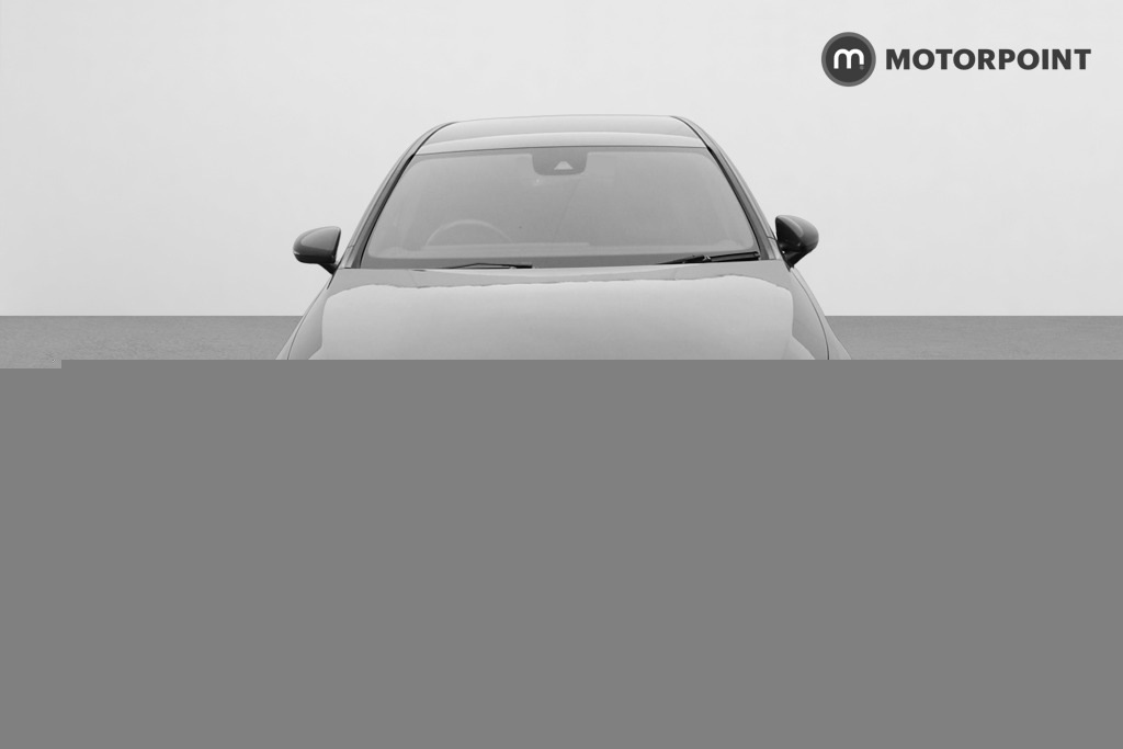 Mercedes-Benz A Class A180 Amg Line Executive Red #2