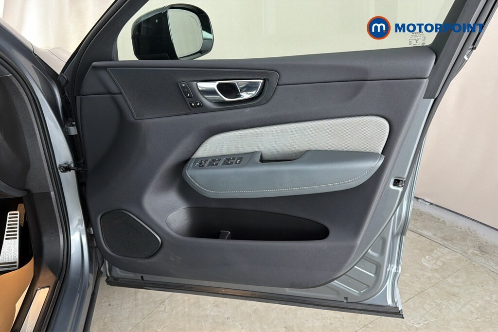 Volvo XC60 Xc60 Inscription Pro B5 Mhev Awd Black #20