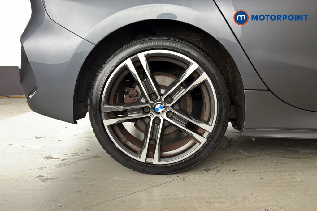 BMW 1 Series M Sport White #39