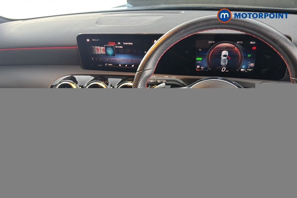 Mercedes-Benz A Class A 180 Amg Line Exeutive Black #8