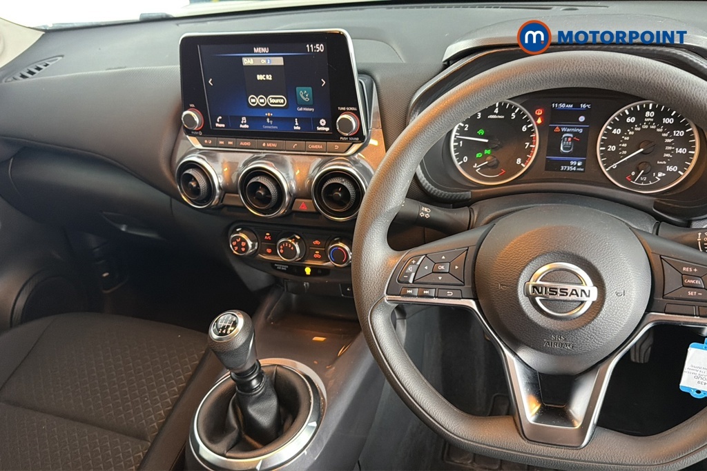 Nissan Juke 1.0 Dig-t 114 Acenta White #6