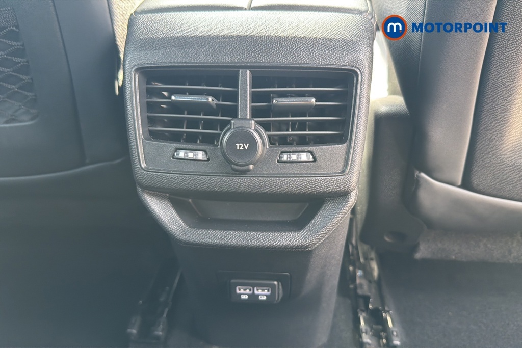 Peugeot 3008 1.2 Puretech Active Premium White #22
